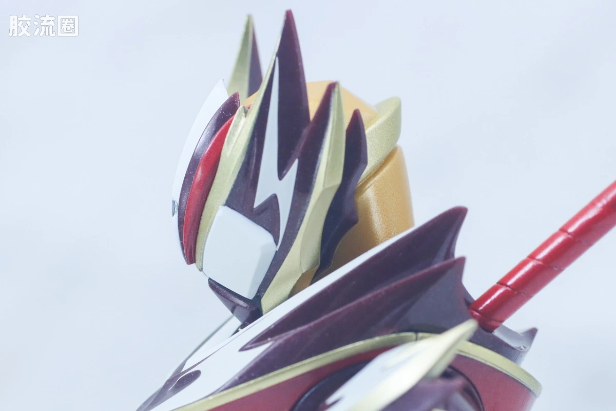 SHF 假面骑士限定版 假面骑士Valen/瓦伦 冰沙特装＆“松脆”效果配件套装 - 图片